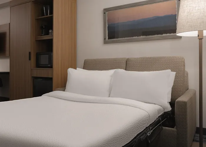 Fairfield Inn And Suites Cleveland