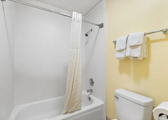 Days Inn By Wyndham Cleveland Tn